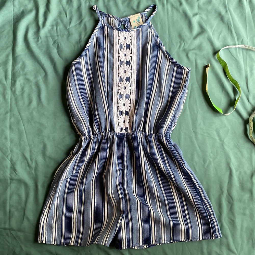 Girls- Lily Bleu L (12) romper.